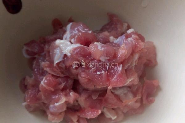 苔子炒肉的做法图解1