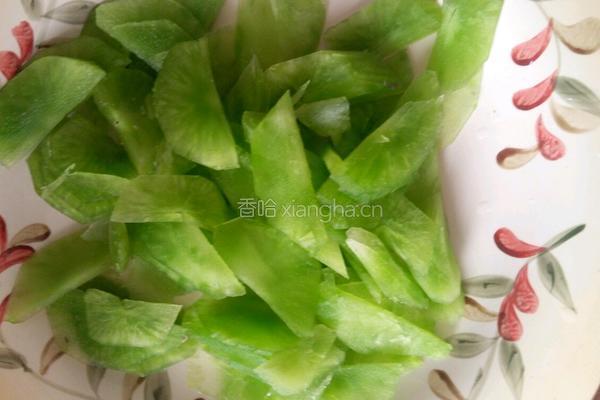 苔子炒肉的做法图解2