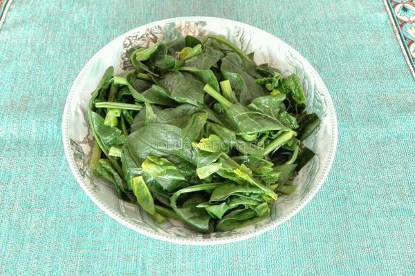 清炒菠菜的做法图解5