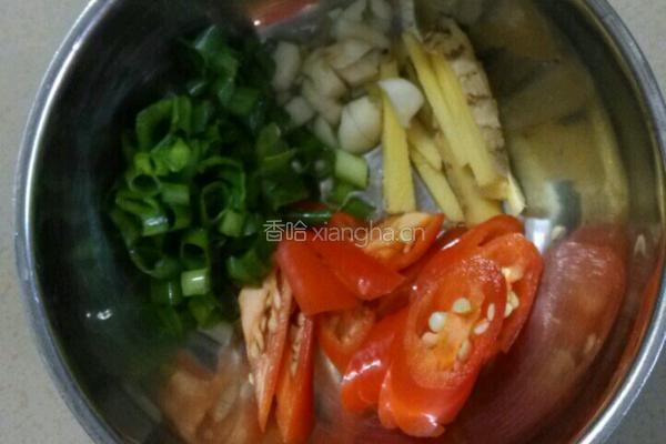 辣椒炒花蛤的做法图解2