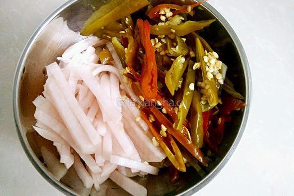 酸菜肉丝的做法图解3