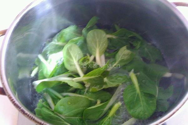 青菜木耳蛋花汤的做法图解3