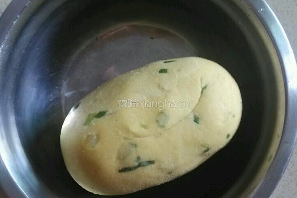 红薯葱油饼的做法图解3