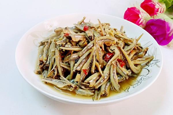 剁椒蒸咸鱼仔的做法图解6