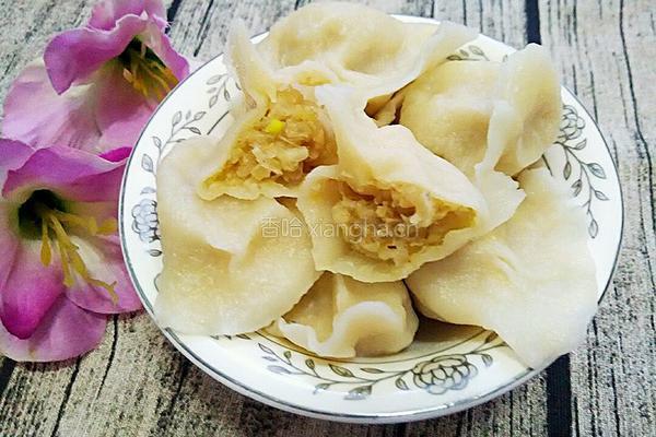酸菜油渣饺子的做法图解5