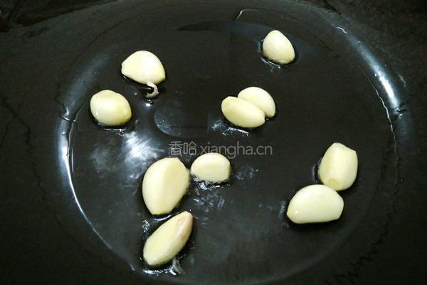 豆苗大蒜肉丸汤的做法图解5