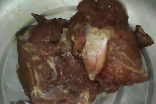 煎鸡腿肉的做法图解2