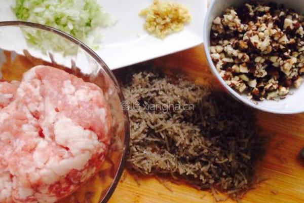 香菇粉丝鲜肉包的做法图解5