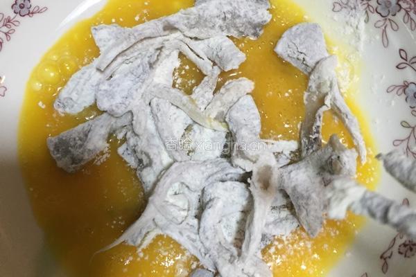 香酥蘑菇的做法图解2