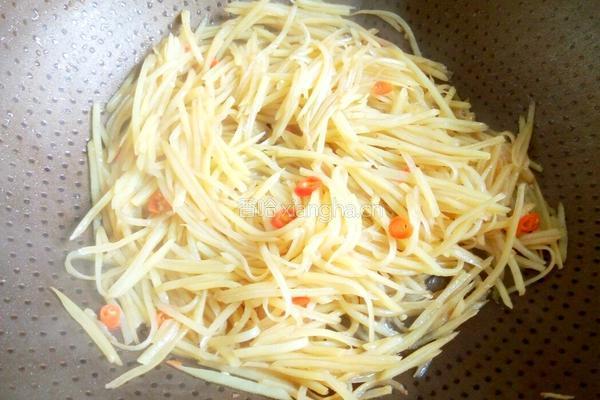 土豆丝盖浇面的做法图解7