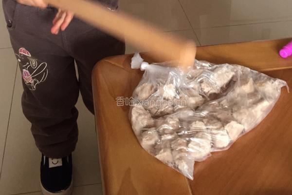 宝宝开心拍拍双色肉松（面包机版）的做法图解6
