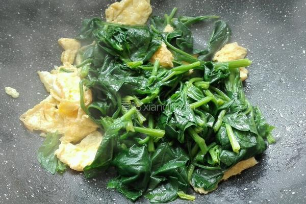 菠菜炒鸡蛋的做法图解9