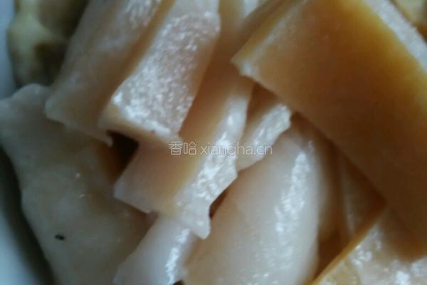 碗豆炒腊肉的做法图解2