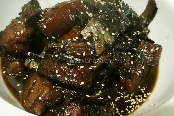 鳗鱼干烧五花肉的做法图解7