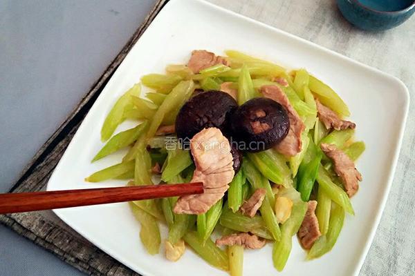 芹菜炒肉片的做法图解10