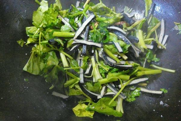 香芹炒臭干的做法图解8