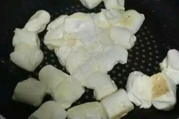 牛扎糖的做法图解3