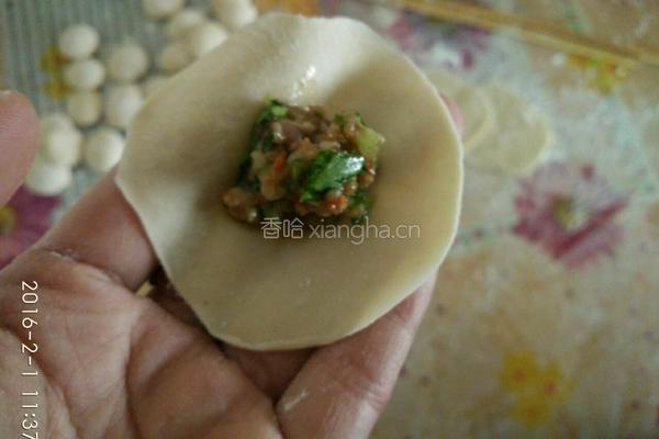 宝宝水饺 -肝粉油菜猪肉胡萝卜的做法图解11