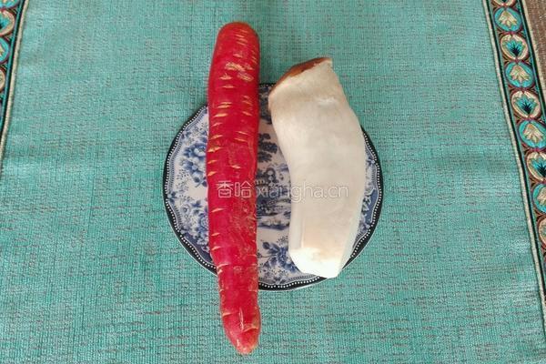 杏鲍菇炒红萝卜的做法图解1