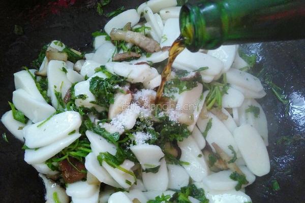 荠菜肉丝炒年糕的做法图解17