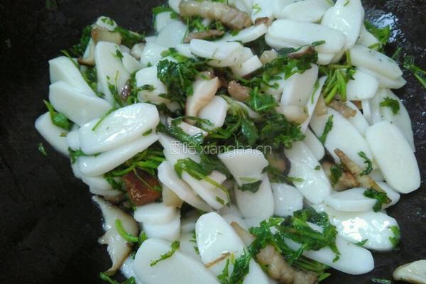 荠菜肉丝炒年糕的做法图解18