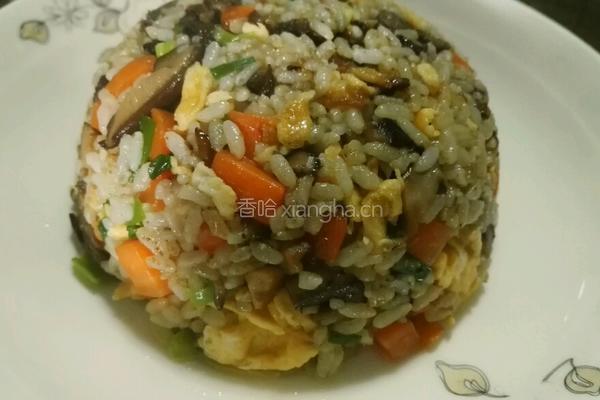牛肉五彩炒饭的做法图解5