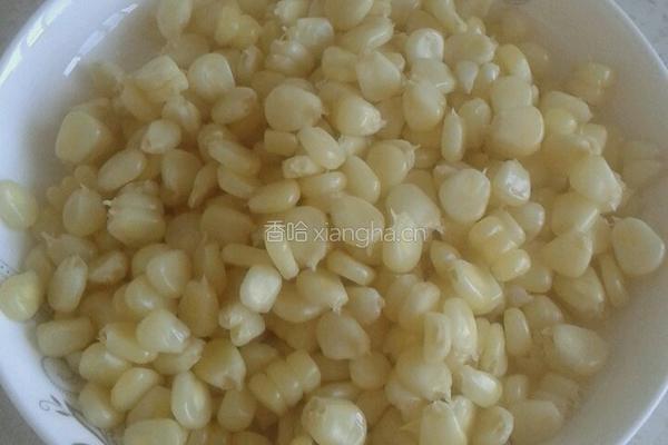 葡萄干玉米的做法图解3