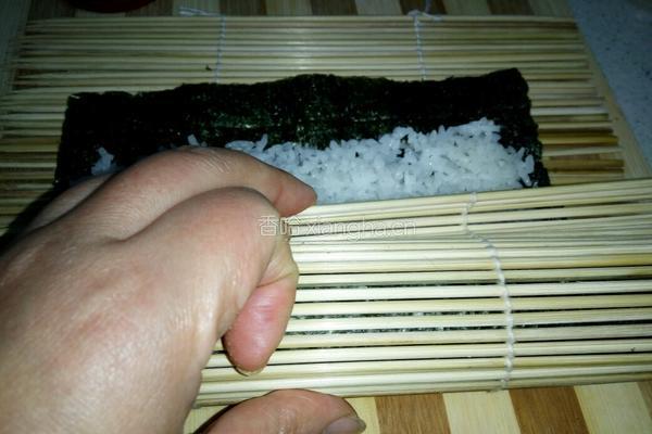 紫菜包饭的做法图解11