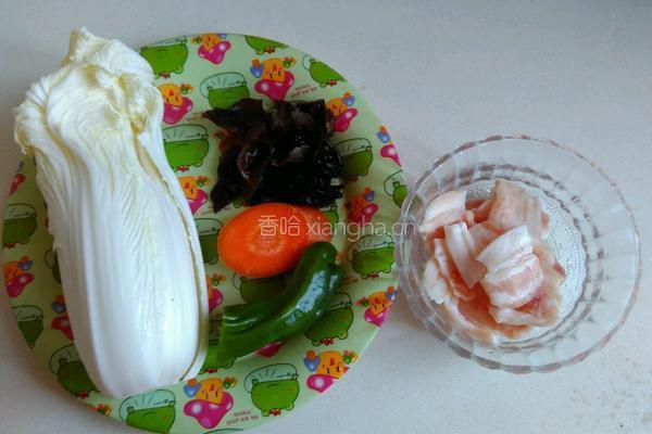 白菜炒肉片的做法图解1