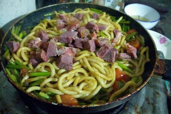 牛肉炒乌冬面的做法图解14