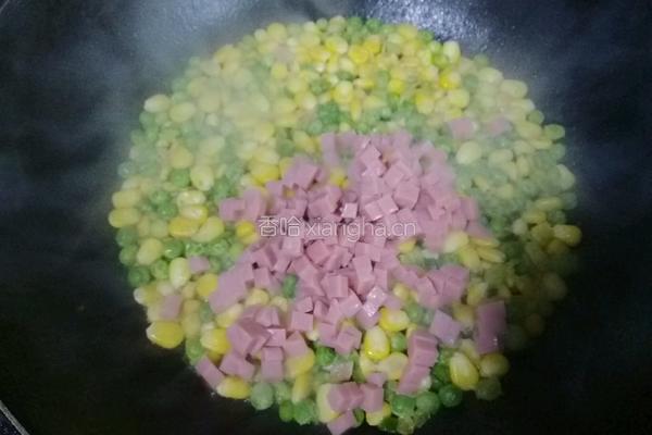 五彩炒饭的做法图解7