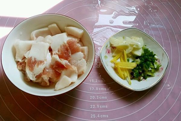 双椒炒肉片的做法图解3