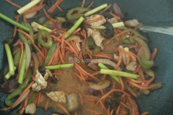 鱼香肉丝盖饭的做法图解4
