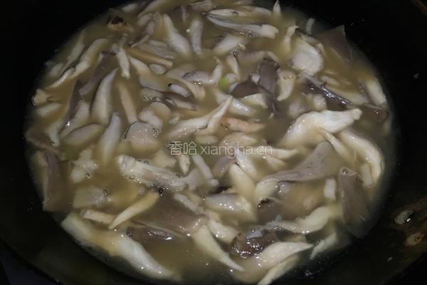 蘑菇鸡蛋汤的做法图解6