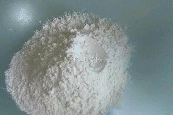 自制萨其马的做法图解1