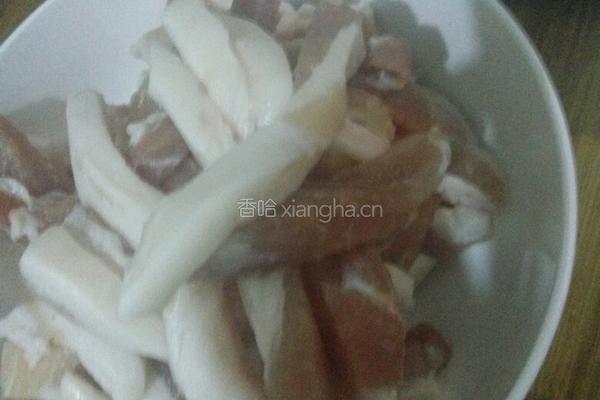 椒盐酥肉的做法图解1