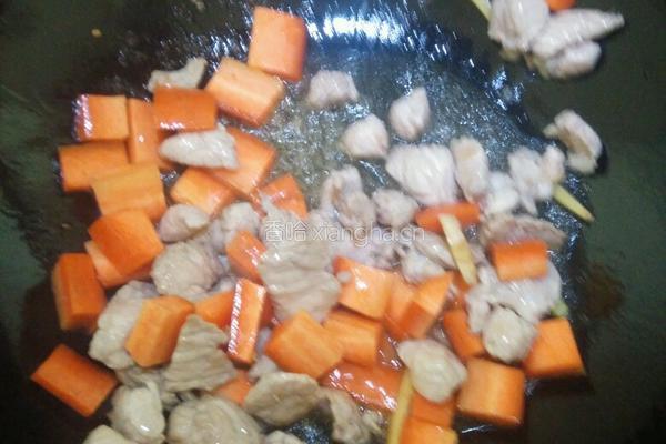 宫爆肉丁的做法图解3