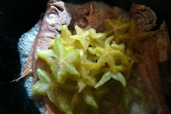 酸杨桃焖大眼鸡的做法图解5