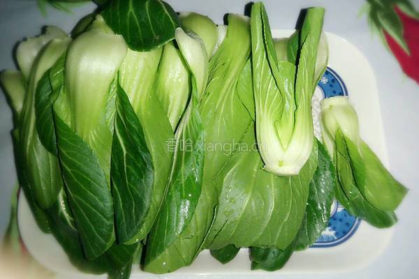 香菇油菜的做法图解1
