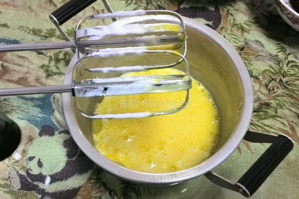 抹茶戚风蛋糕的做法图解8