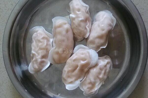 芥兰木耳炒饺的做法图解4
