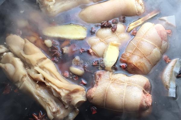 卤捆蹄的做法图解2
