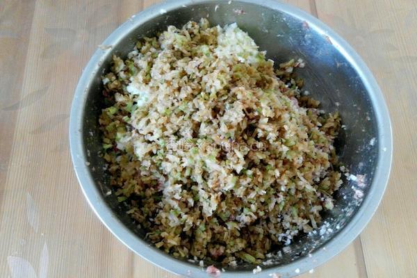 白菜饺子的做法图解5