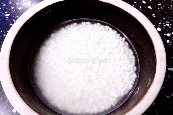 糯米珍珠丸子的做法图解1
