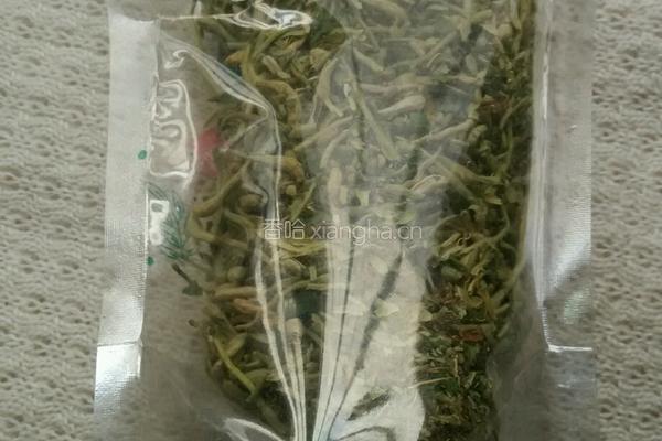 枸杞菊花金银花茶（祛痘闭口粉刺）的做法图解1