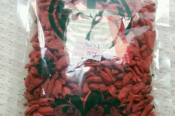 枸杞菊花金银花茶（祛痘闭口粉刺）的做法图解2