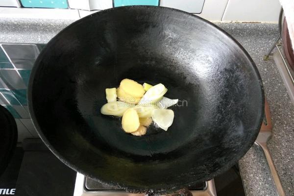 西红柿炖牛腩的做法图解9