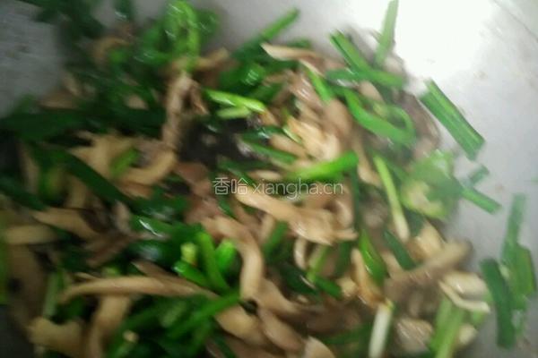 韭菜炒蘑菇的做法图解9