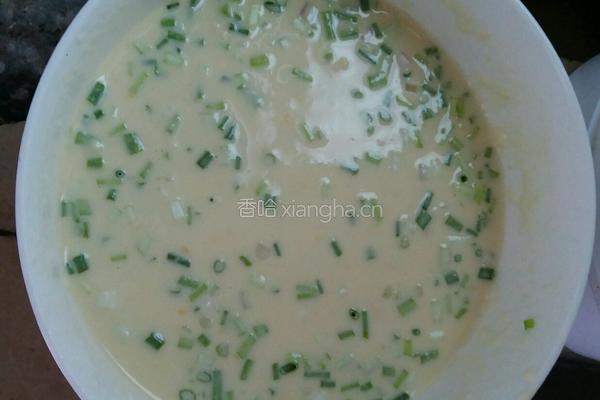 葱味饼的做法图解1