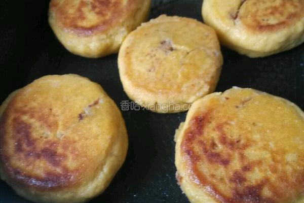 酸菜菜饼子的做法图解4